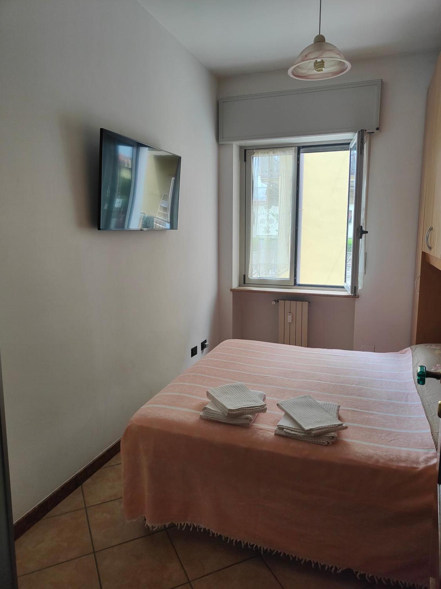 Lara'S House Apartment เวโรนา ภายนอก รูปภาพ